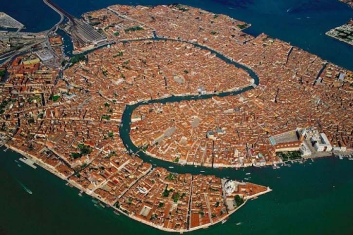 Стало известно, когда Венеция полностью уйдет под воду