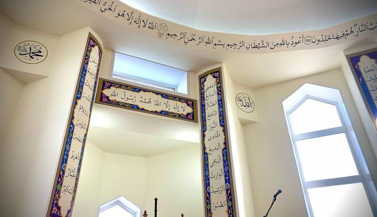 Роспись стен в мечети