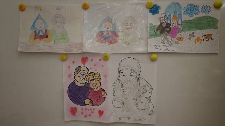 Детские рисунки ко дню пожилого человека