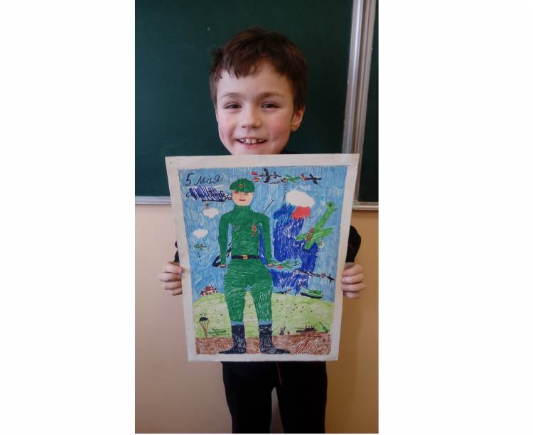 Ярославские дети создали трогательные рисунки на тему Великой Отечественной войны