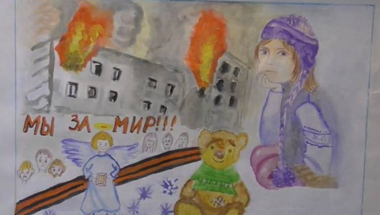 В Волгограде открылась выставка рисунков детей Донбасса за мир без войны
