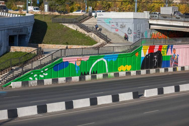 В Челябинске детские рисунки превратили в граффити