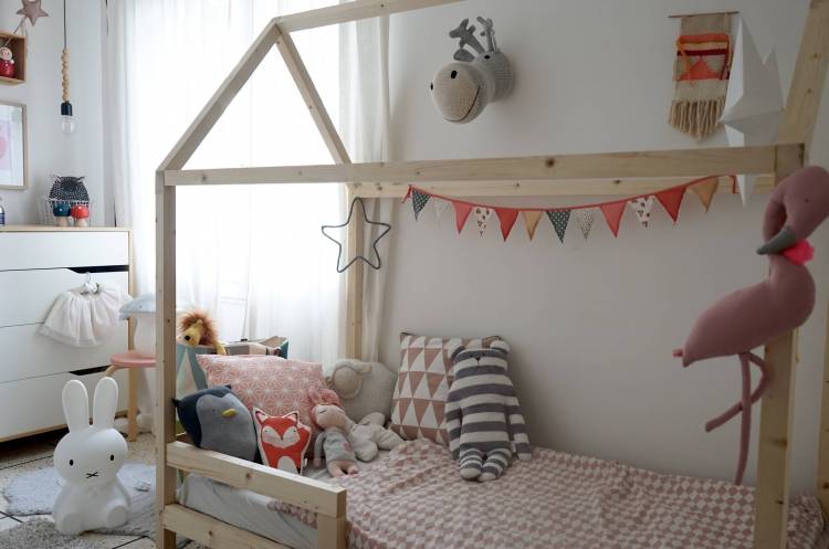 Кровать-домик для ребенка