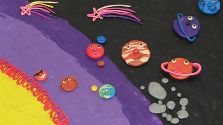Поделки день космонавтики в детском саду из пластилина