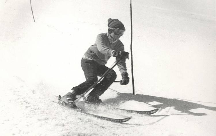 Как катались на горных лыжах в СССР?