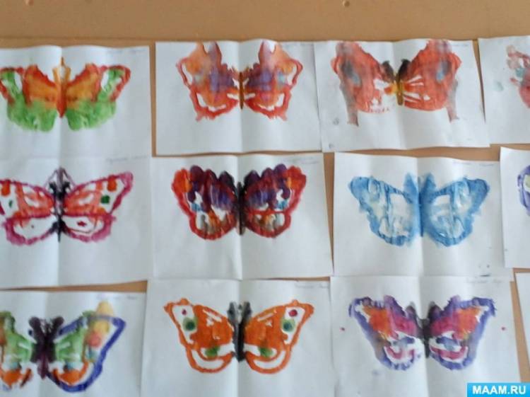 Рисуем бабочку в технике монотипия 