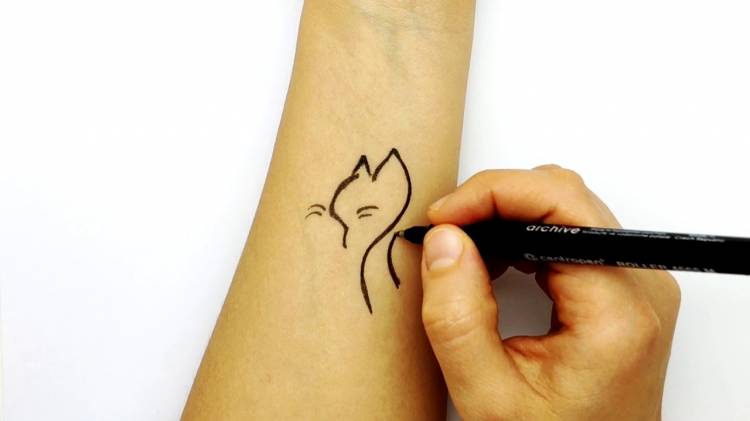 Как нарисовать Тату Кошки на Руке черной ручкой