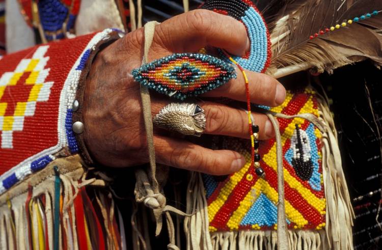 Бисер Чингачгука, или индейские традиции в бисерном рукоделии