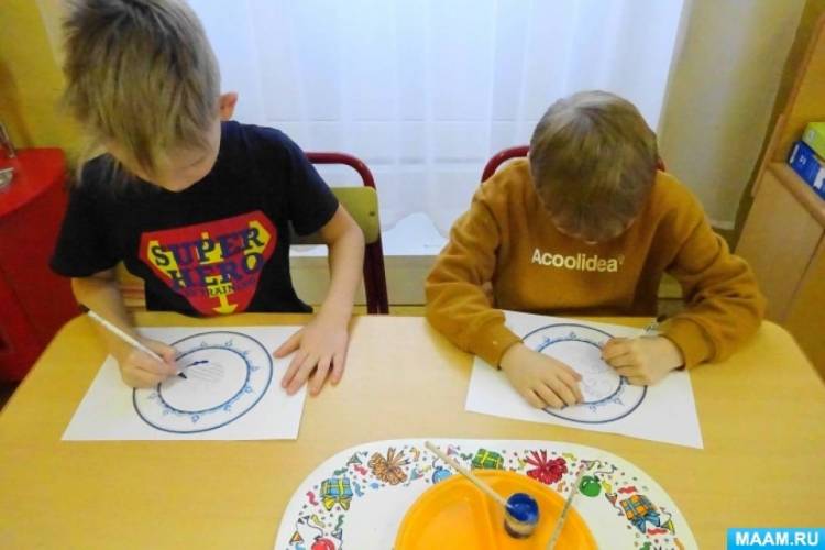 Детский мастер-класс по рисованию красками по мотивам гжельской росписи « Гжельская посуда» 