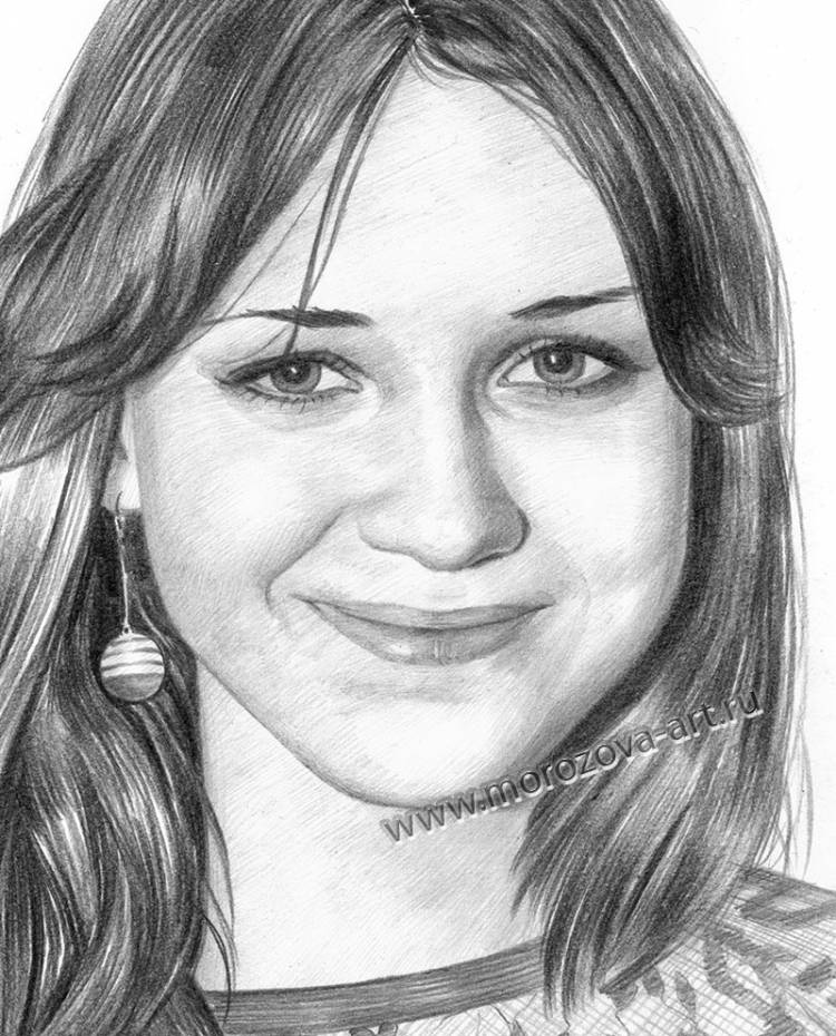 Портрет улыбчивой девушки карандашом, рисуем портреты