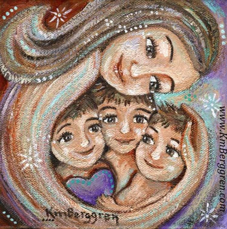 Мама с тремя детьми рисунок