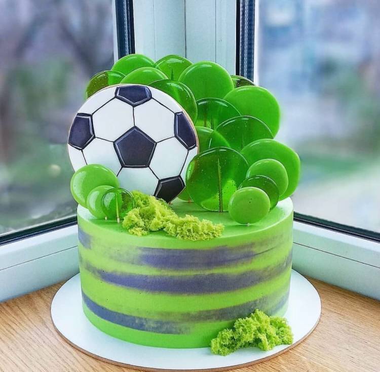Торт на футбольну тематику