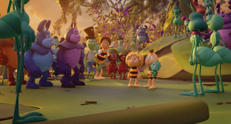 Майя и её друзья спасают преследователя в отрывке мультфильма «Пчёлка Майя