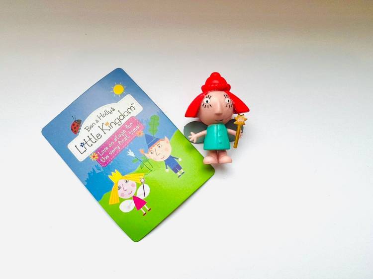 Коллекционная фигурка игрушка Бен и Холли Ben amp; Hollys Little Kingdom Маленькое королевство Строберри Strawberry