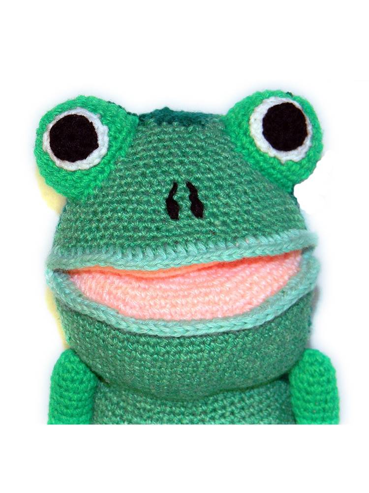 Вязаная мягкая игрушка «Лягушка, живущая по ту сторону изгороди» подарок сувенир жаба день рождения подарок ребенку