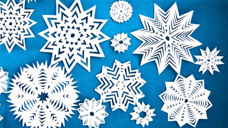HOW TO MAKE A SIMPLE snowflakes from paper
