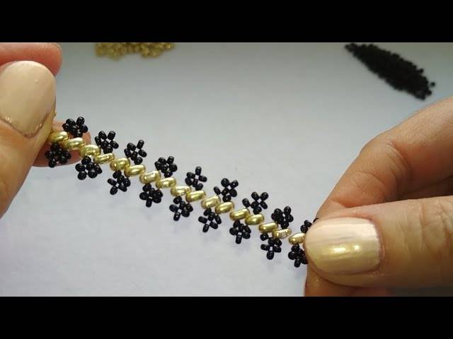 Pattern of beads and twins
