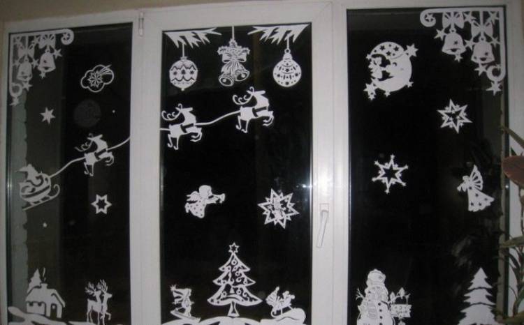 Новогодние шаблоны на окна из бумаги