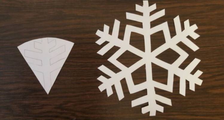 Как сделать снежинку из бумаги?