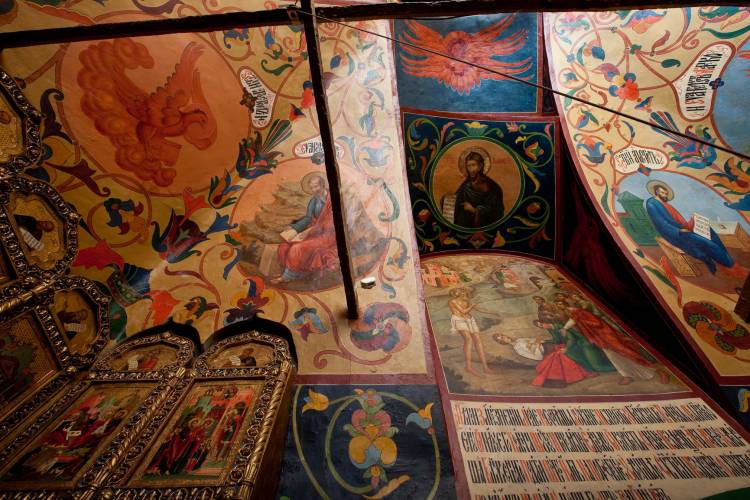 Росписи церкви Василия Блаженного, или Под небом голубым…