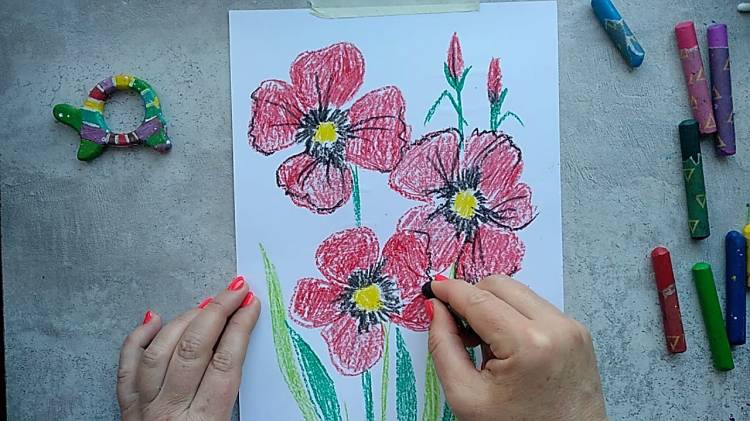 Рисуем цветы восковыми мелками