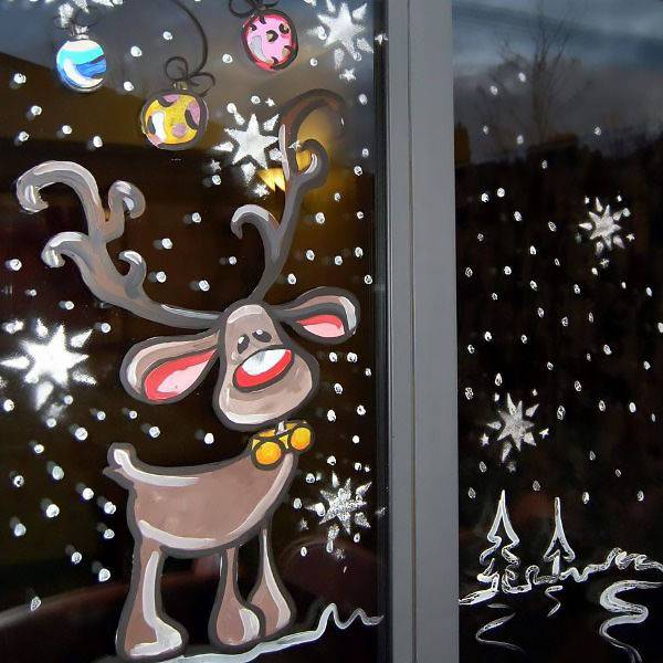 Новогодние рисунки на окне гуашью