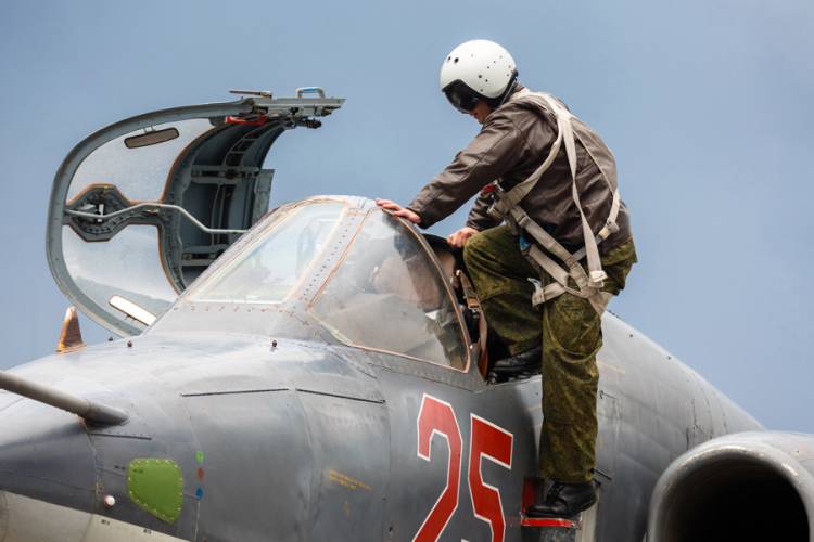 Российский военный летчик обратился к жителям села в Саратовской области