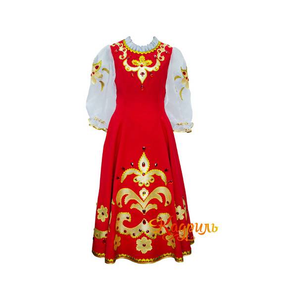 Русский народный костюм с золотыми узорами в Москве