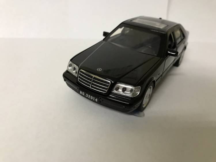 Машинка металл Mercedes-benz S-klass W