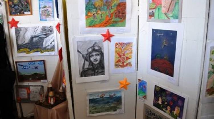 В Центре детского творчества Прикубанского округа открылась выставка «Вечная слава героям!»